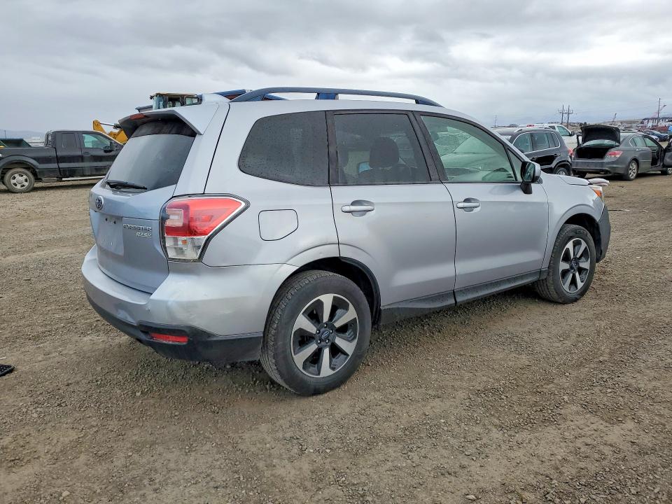 2017 Subaru Forester მანქანა იყიდება აუქციონზე, vin: JF2SJADC5HH451441, აუქციონის ნომერი: 47295276