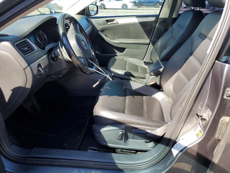 45518876 :رقم المزاد ، 3VWD17AJ7EM425232 vin ، 2014 Volkswagen Jetta مزاد بيع