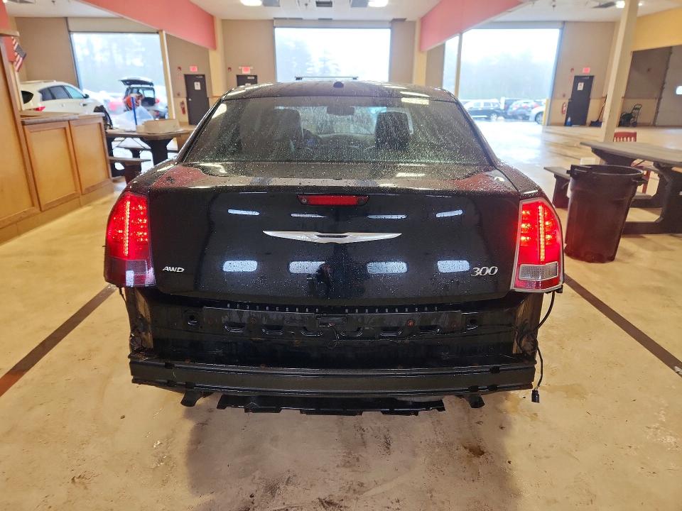 Продажа на аукционе авто 2012 Chrysler 300, vin: 2C3CCAHG2CH185037, номер лота: 46141976