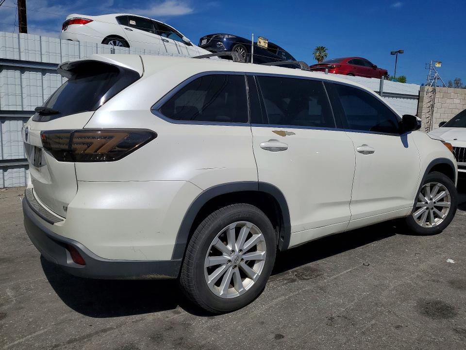 Продаж на аукціоні авто 2015 Toyota Highlander, vin: 5TDZARFH8FS016698, номер лоту: 45804776