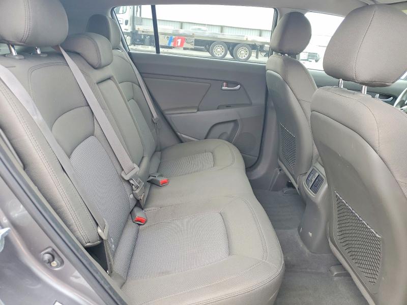 47077786 :رقم المزاد ، KNDPBCAC1G7844780 vin ، 2016 Kia Sportage مزاد بيع