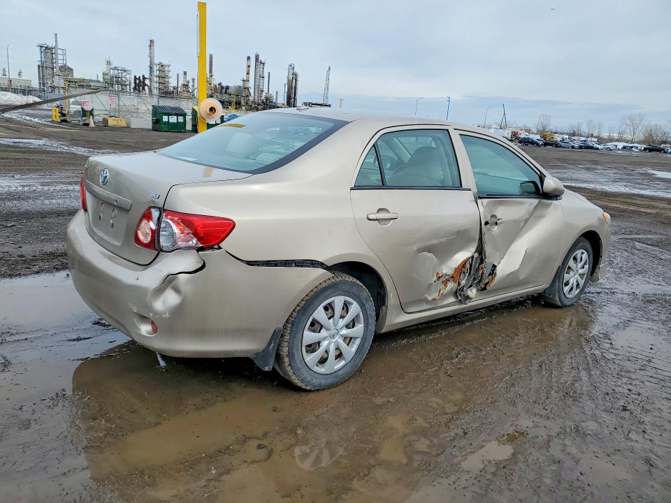 79528795 :رقم المزاد ، 2T1BU4EE4AC402054 vin ، 2010 Toyota Corolla مزاد بيع