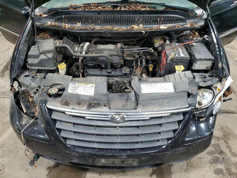 73718065 :رقم المزاد ، 2A4GP54L47R260603 vin ، 2007 Chrysler Town & Country مزاد بيع