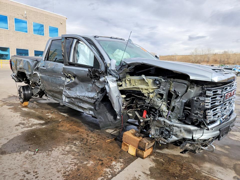 45965226 :رقم المزاد ، 1GT4UREY6SF110415 vin ، 2025 Gmc Sierra مزاد بيع