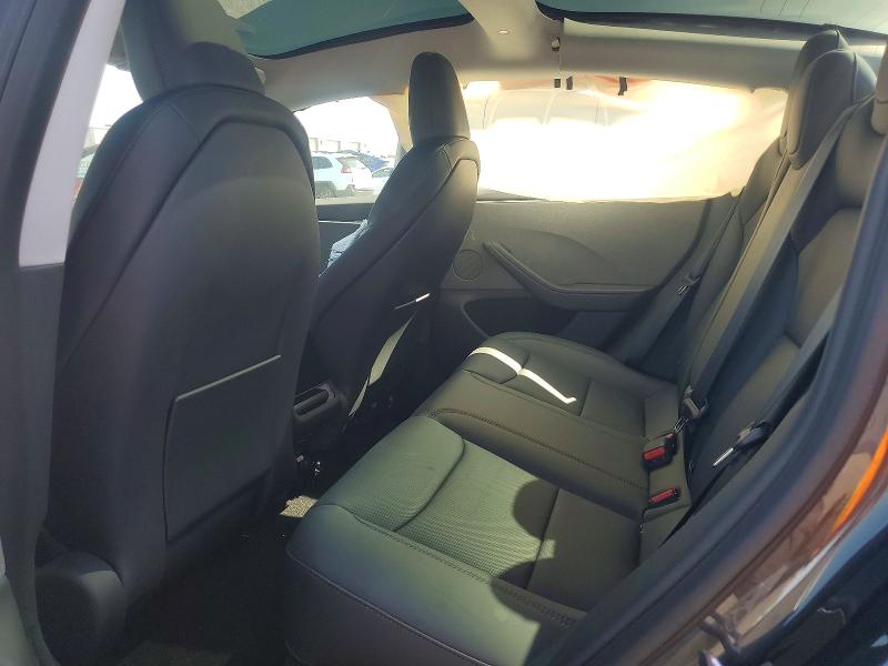42074736 :رقم المزاد ، 5YJ3E1EAXSF970884 vin ، 2025 Tesla Model 3 مزاد بيع