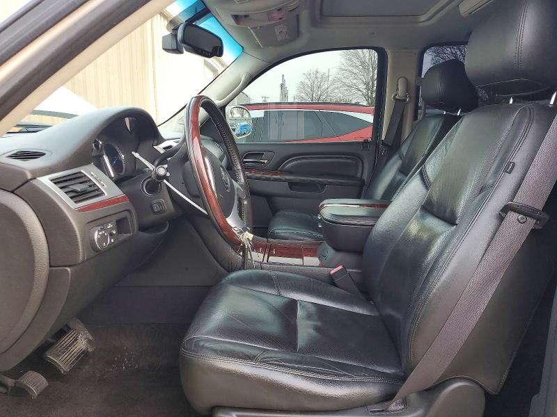 Продажа на аукционе авто 2011 Cadillac Escalade, vin: 1GYS4BEFXBR321560, номер лота: 46525446