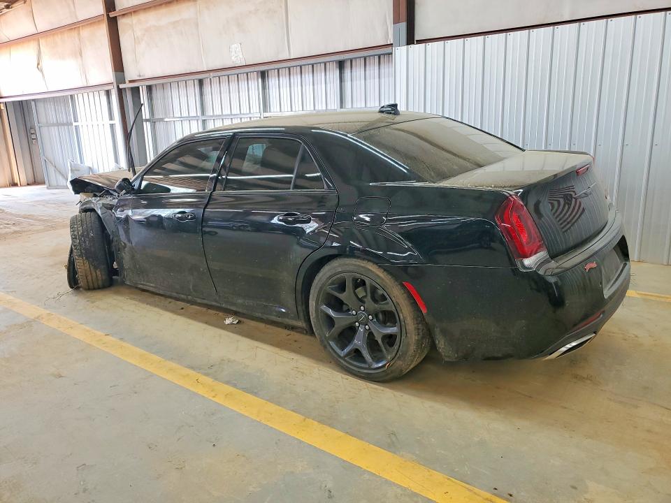 46733316 :رقم المزاد ، 2C3CCABG6MH528877 vin ، 2021 Chrysler 300 مزاد بيع