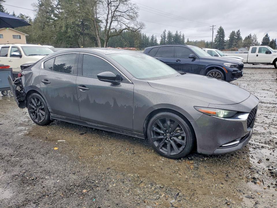 Продажа на аукционе авто 2021 Mazda 3, vin: JM1BPBEY3M1319617, номер лота: 47292676