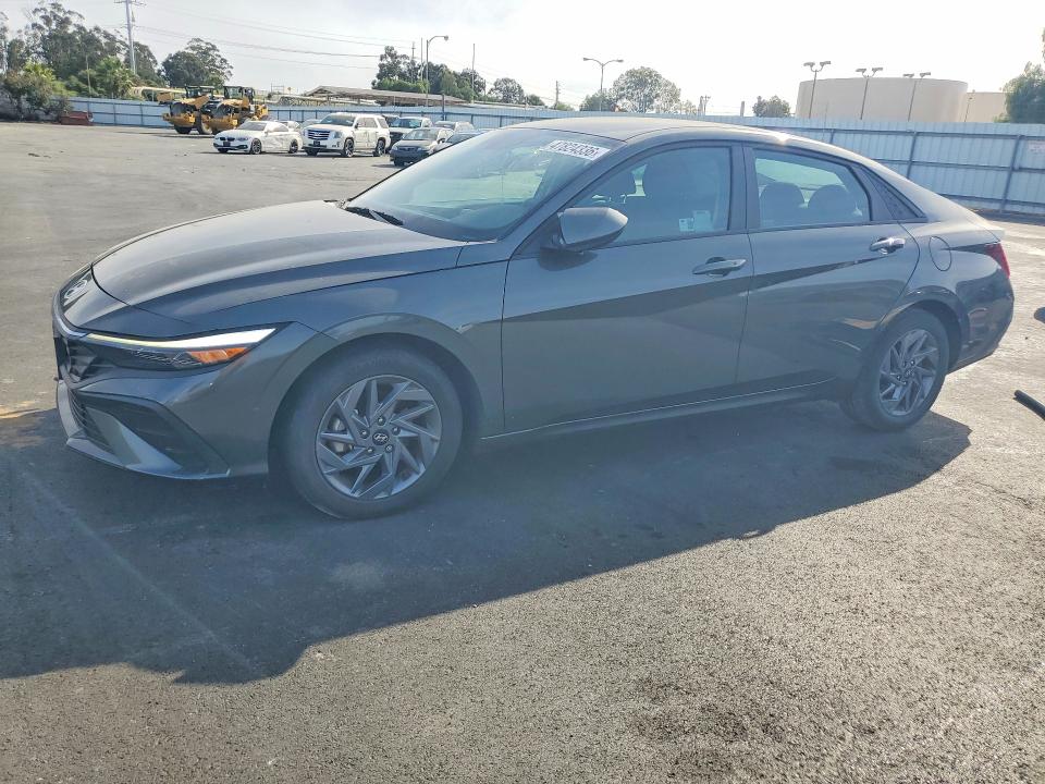 Продажа на аукционе авто 2024 Hyundai Elantra, vin: KMHLM4DG3RU731703, номер лота: 47824336