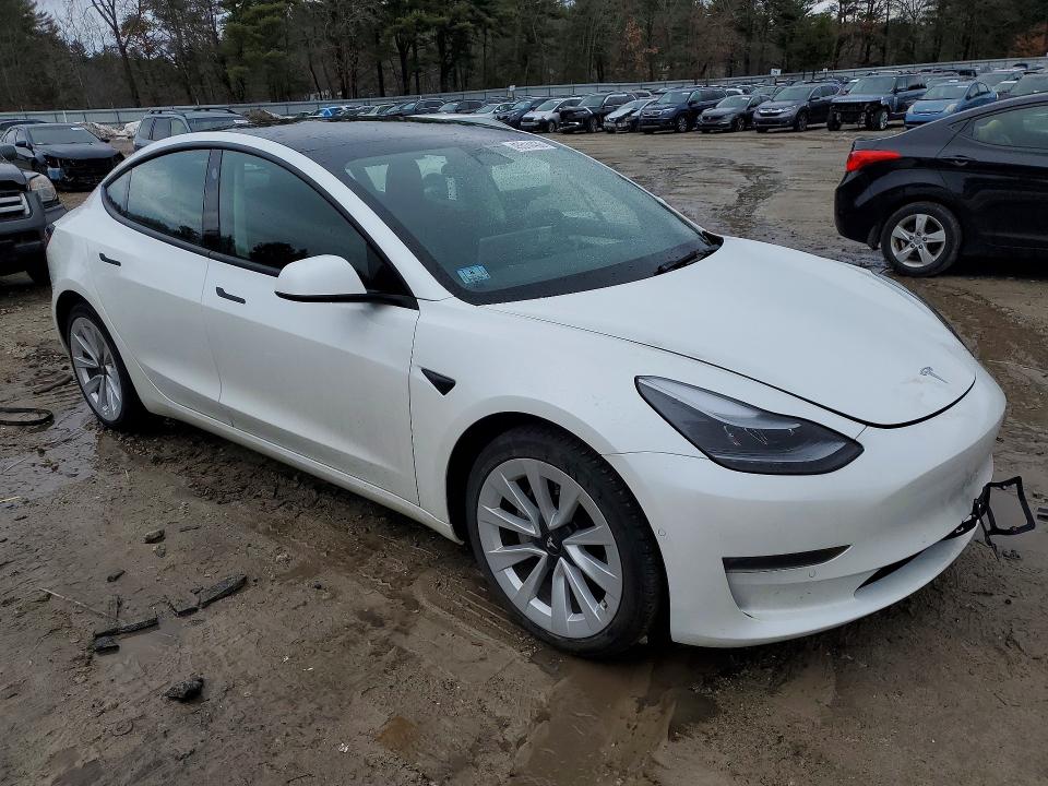 Продажа на аукционе авто 2022 Tesla Model 3, vin: 5YJ3E1EB2NF311470, номер лота: 45514436