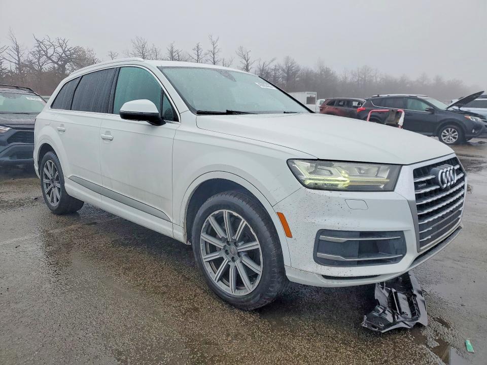 Продажа на аукционе авто 2017 Audi Q7, vin: WA1LAAF73HD046974, номер лота: 45993436