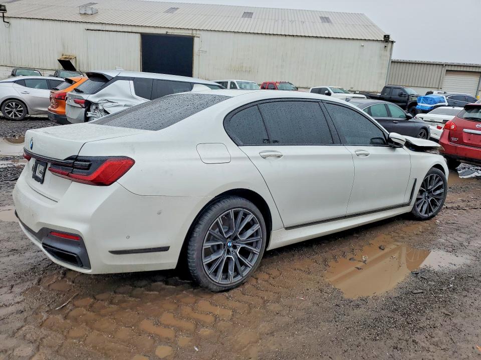 Продажа на аукционе авто 2022 Bmw 750, vin: WBA7U2C01NCH00982, номер лота: 79958215