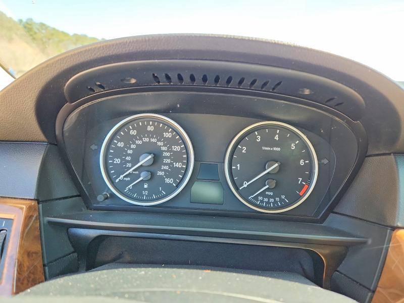 47445986 :رقم المزاد ، WBANU5C53AC460135 vin ، 2010 Bmw 528 مزاد بيع