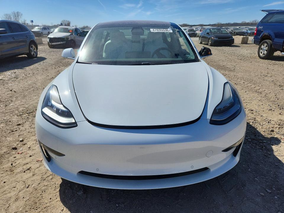 Продажа на аукционе авто 2018 Tesla Model 3, vin: 5YJ3E1EB1JF099977, номер лота: 47035536