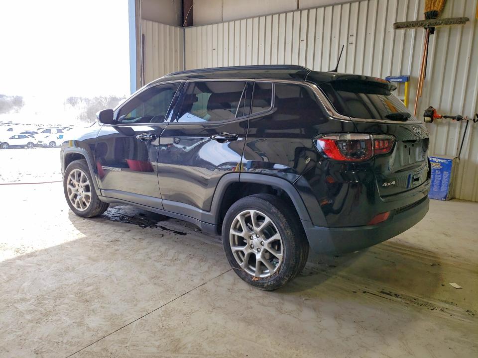 47897436 :رقم المزاد ، 3C4NJDFN6RT130068 vin ، 2024 Jeep Compass مزاد بيع