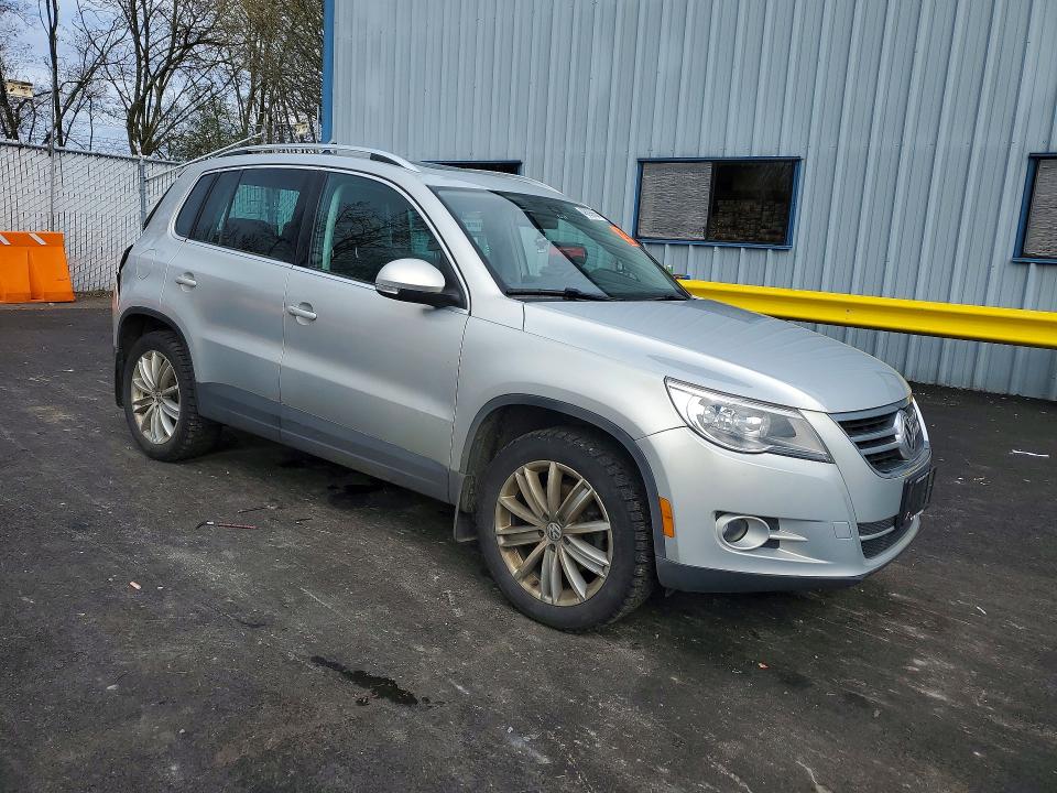 Продаж на аукціоні авто 2011 Volkswagen Tiguan, vin: WVGBV7AX2BW513941, номер лоту: 48090656