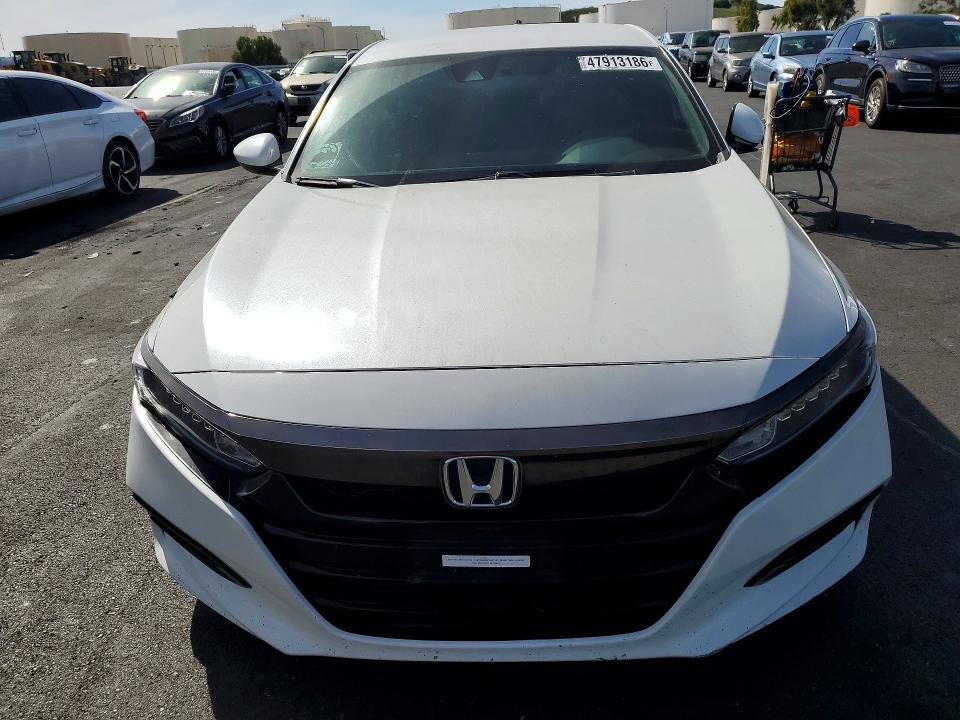 2018 Honda Accord მანქანა იყიდება აუქციონზე, vin: 1HGCV1F39JA092583, აუქციონის ნომერი: 47913186