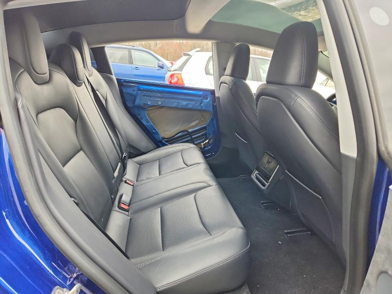 Продажа на аукционе авто 2024 Tesla Model 3, vin: 5YJ3E1EB5RF821852, номер лота: 45683296