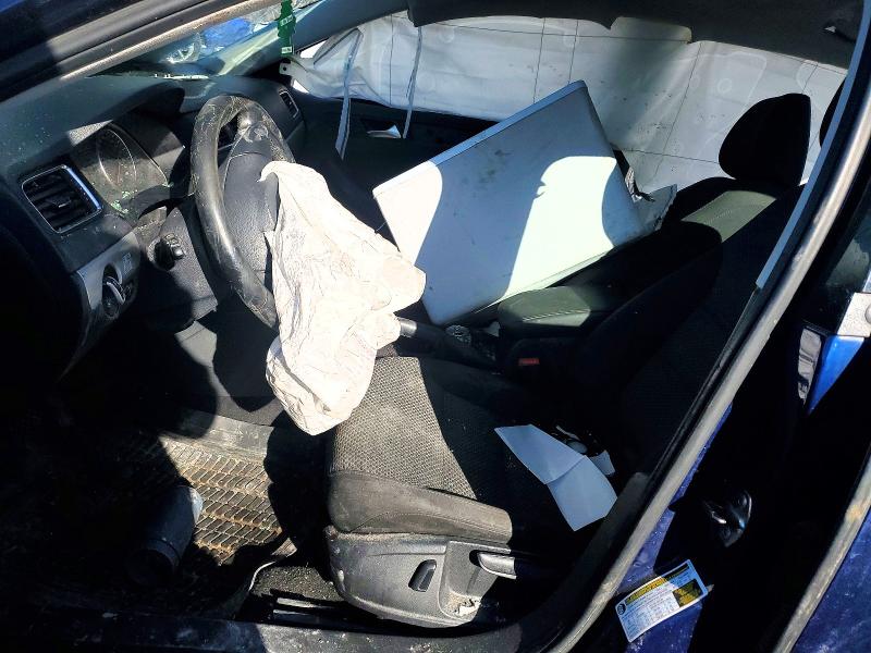 78101765 :رقم المزاد ، 3VWDL7AJ2EM377682 vin ، 2014 Volkswagen Jetta مزاد بيع