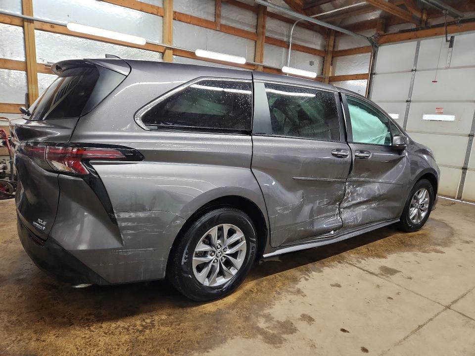 Aukcja sprzedaży 2023 Toyota Sienna, vin: 5TDYRKEC4PS139854, numer aukcji: 78488235