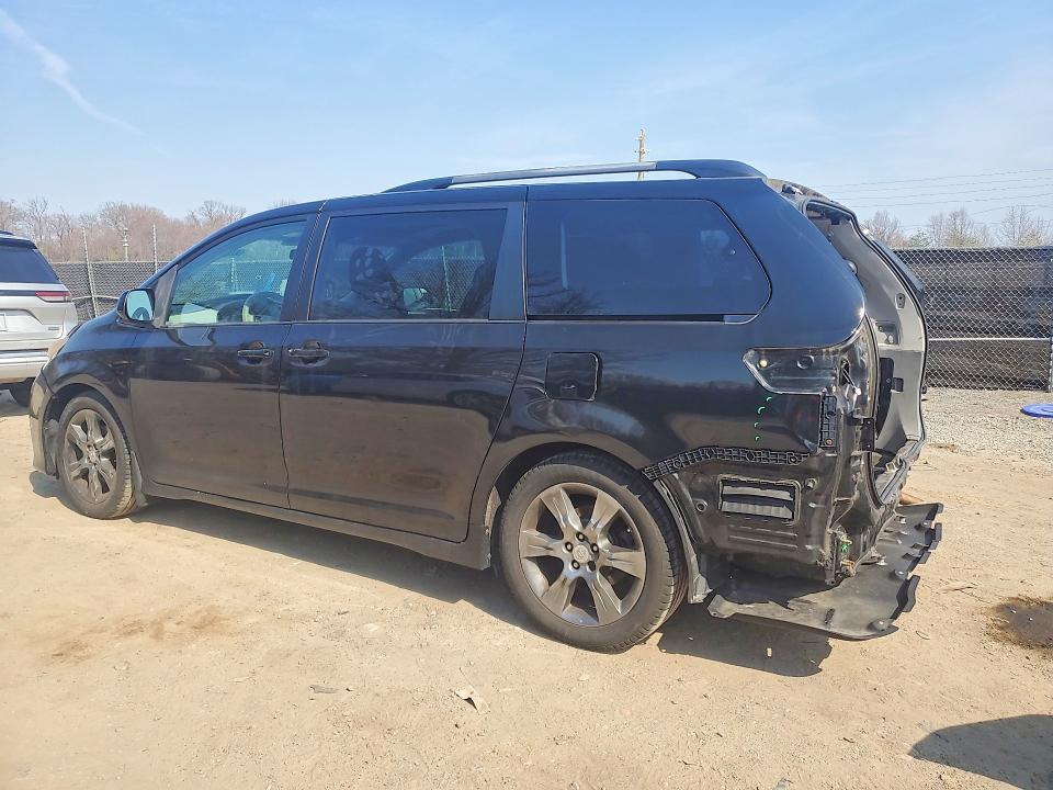 47608646 :رقم المزاد ، 5TDXK3DC5CS211307 vin ، 2012 Toyota Sienna مزاد بيع