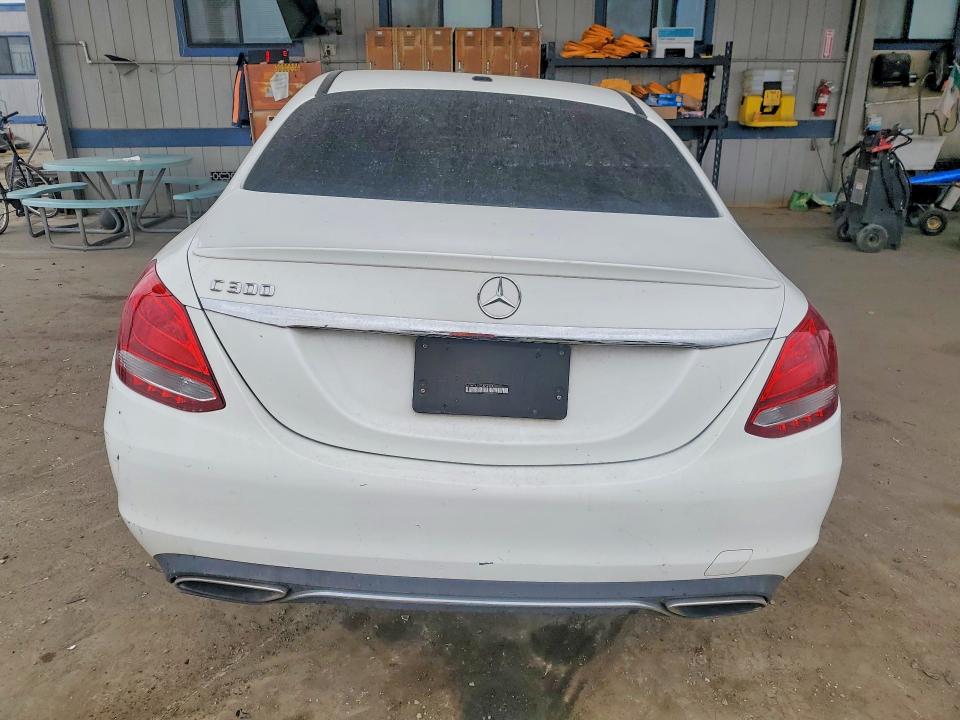 2015 Mercedes-benz C მანქანა იყიდება აუქციონზე, vin: 55SWF4JB7FU052248, აუქციონის ნომერი: 48113416