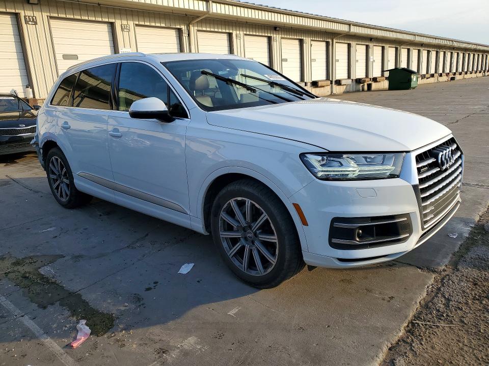 2018 Audi Q7 მანქანა იყიდება აუქციონზე, vin: WA1VAAF7XJD013663, აუქციონის ნომერი: 46855626