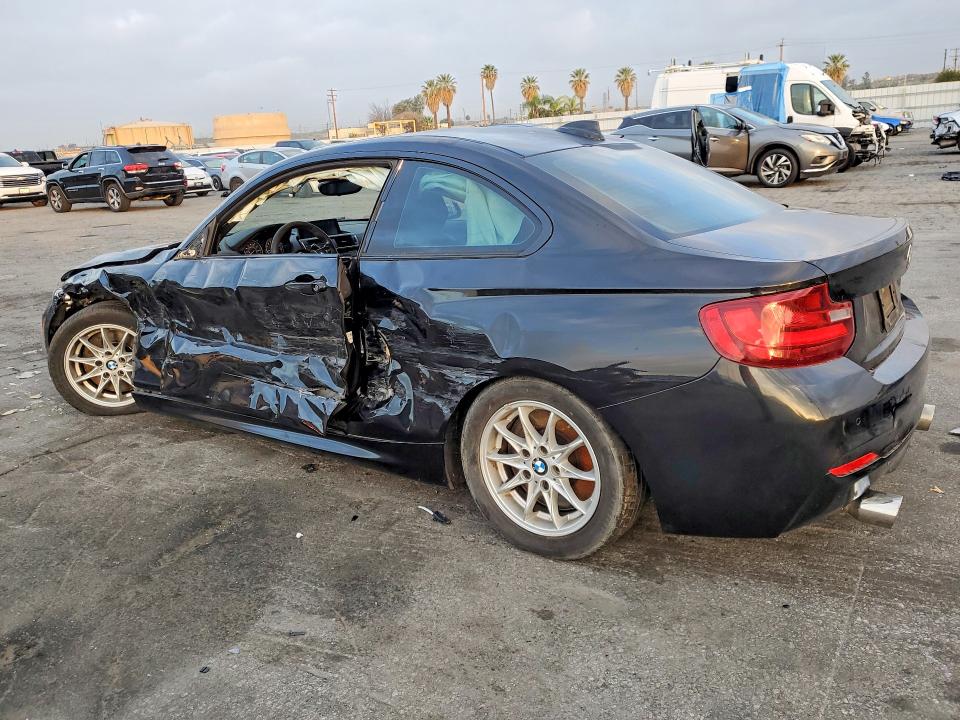 41975686 :رقم المزاد ، WBA1J7C50FV358709 vin ، 2015 Bmw M235i مزاد بيع