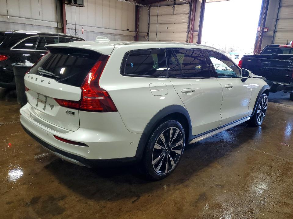 Aukcja sprzedaży 2026 Volvo V60 Cross Country, vin: YV4L12WL1T2170414, numer aukcji: 46344896