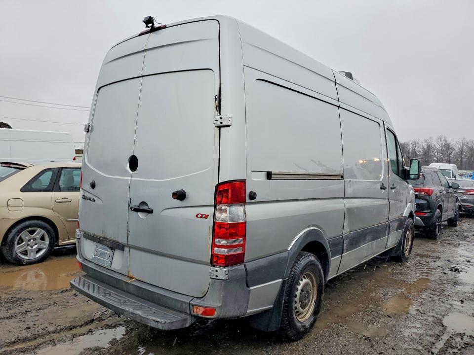 78769955 :رقم المزاد ، WD3PE7CC8A5497201 vin ، 2010 Mercedes-benz Sprinter مزاد بيع
