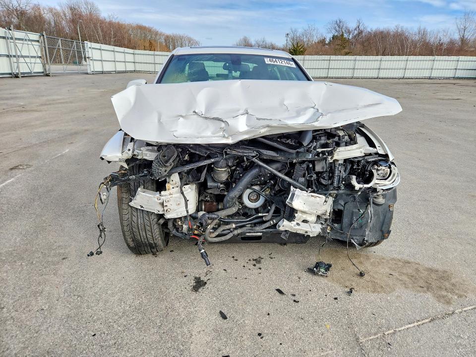 46412146 :رقم المزاد ، WBA8D9G35HNU63663 vin ، 2017 Bmw 330 مزاد بيع