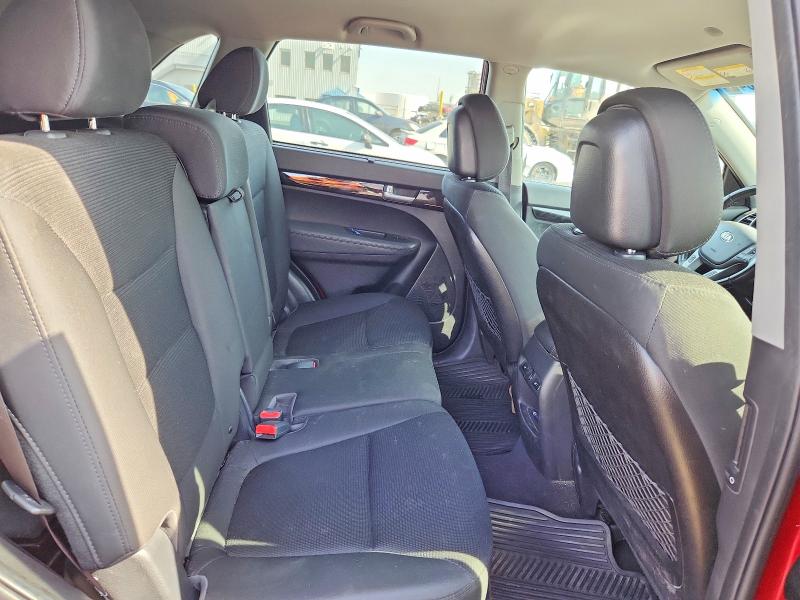 47433046 :رقم المزاد ، 5XYKT3A64EG521518 vin ، 2014 Kia Sorento مزاد بيع