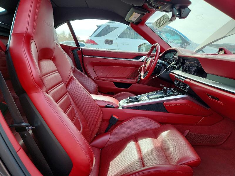 78532565 :رقم المزاد ، WP0CD2A95MS263718 vin ، 2021 Porsche 911 مزاد بيع