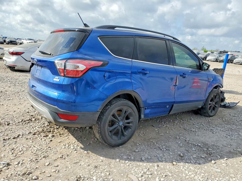 2018 Ford Escape მანქანა იყიდება აუქციონზე, vin: 1FMCU0GD6JUB42255, აუქციონის ნომერი: 48051716