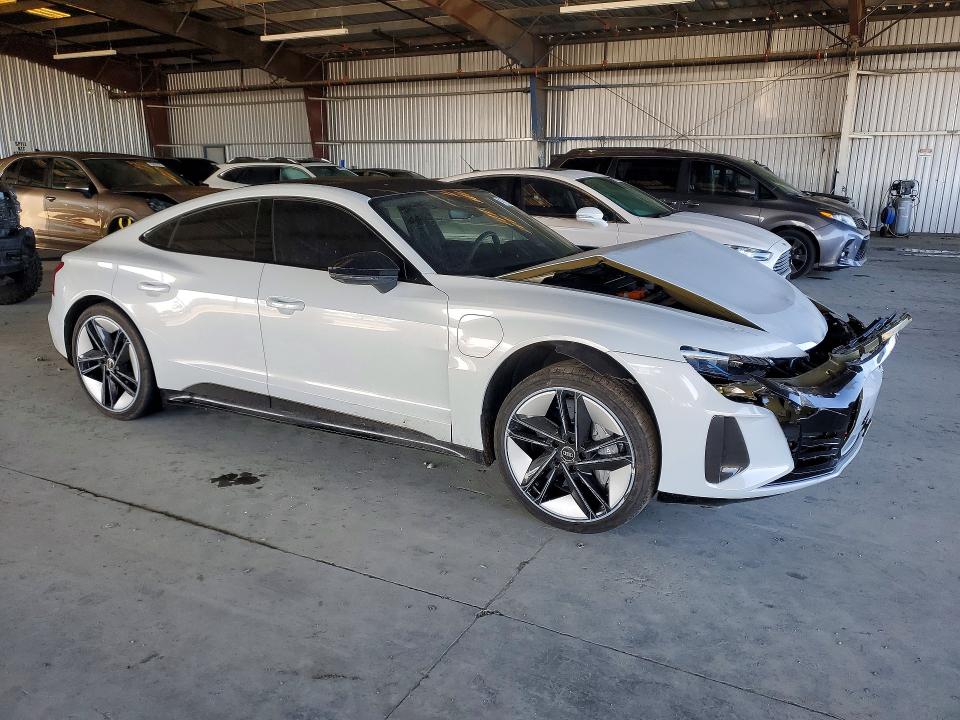 2024 Audi Rs E-tron Gt მანქანა იყიდება აუქციონზე, vin: WAUBHBFW0R7901881, აუქციონის ნომერი: 41752326