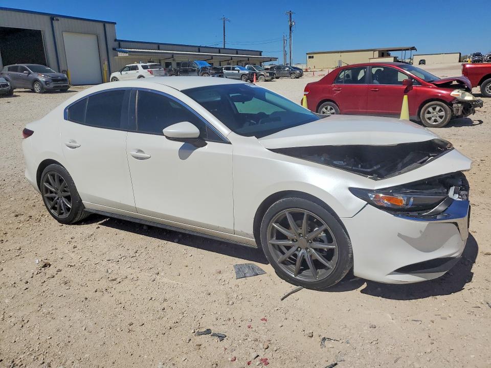 2022 Mazda 3 მანქანა იყიდება აუქციონზე, vin: 3MZBPABLXNM313057, აუქციონის ნომერი: 46019566