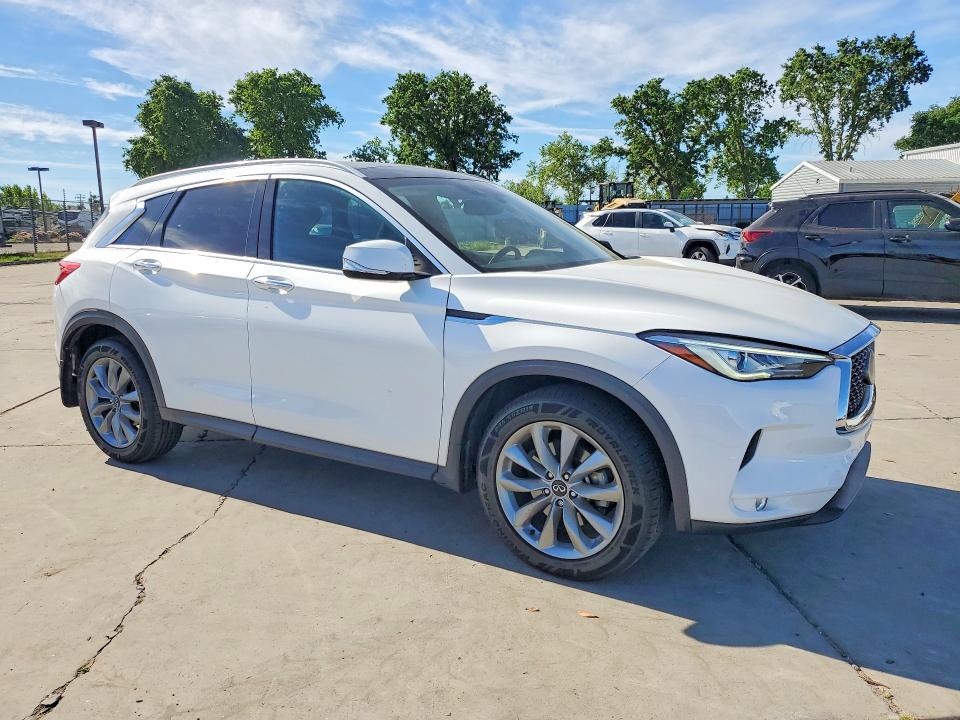 47302526 :رقم المزاد ، 3PCAJ5BA2MF118708 vin ، 2021 Infiniti Qx50 مزاد بيع