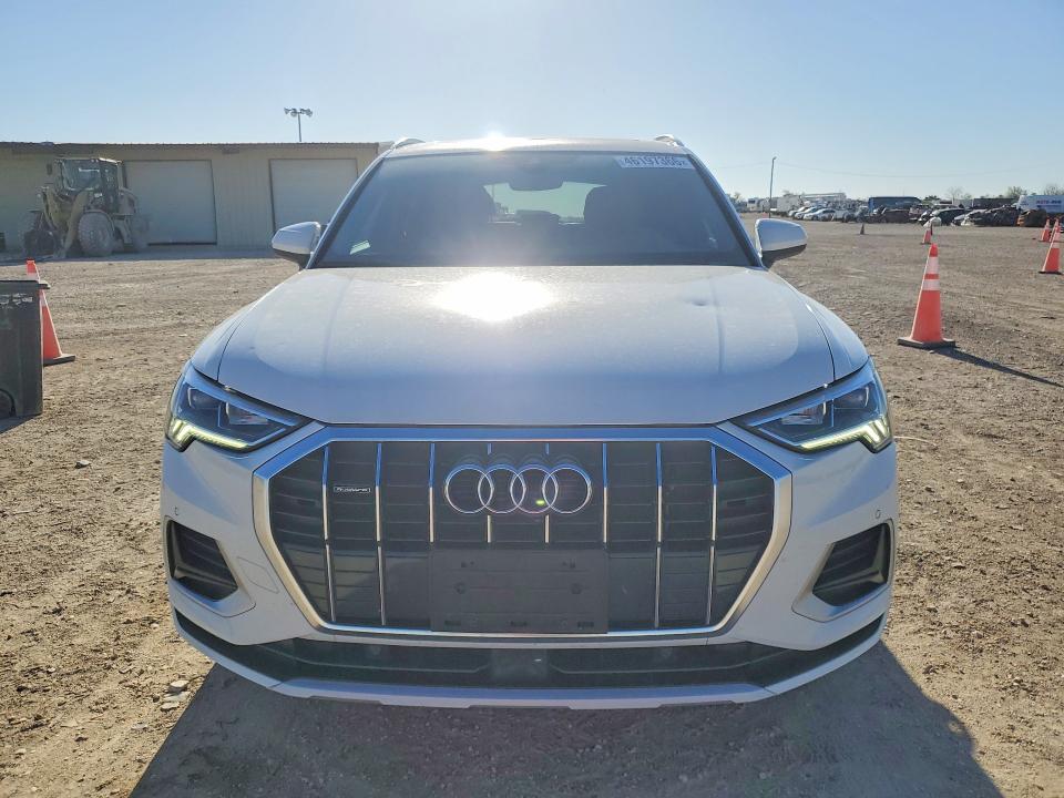 2020 Audi Q3 მანქანა იყიდება აუქციონზე, vin: WA1BECF39L1048571, აუქციონის ნომერი: 46197366