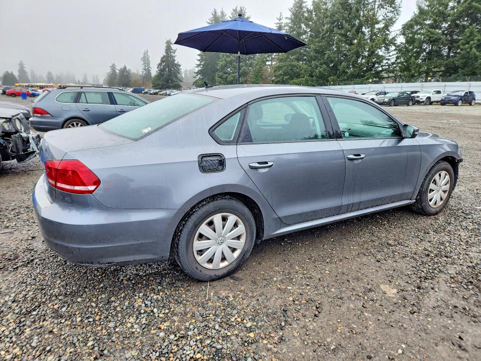 47519026 :رقم المزاد ، 1VWAH7A31DC067626 vin ، 2013 Volkswagen Passat مزاد بيع