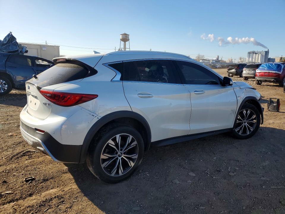 2018 Infiniti Qx30 მანქანა იყიდება აუქციონზე, vin: SJKCH5CR5JA053704, აუქციონის ნომერი: 47092826