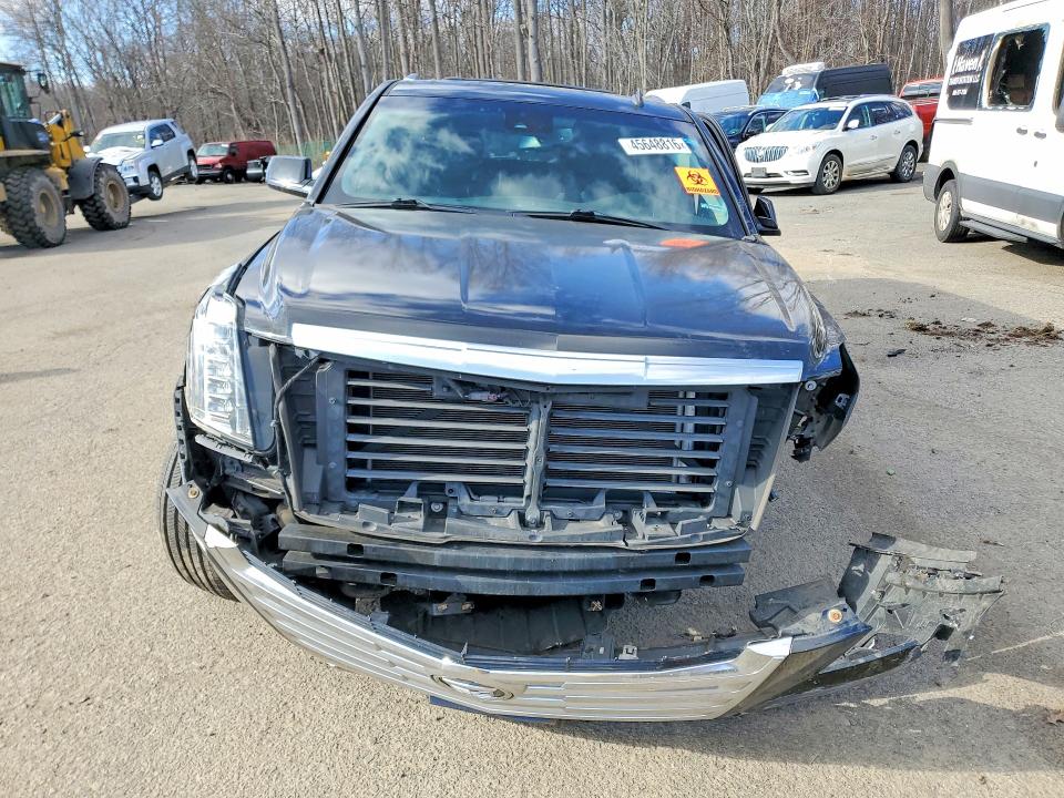 2015 Cadillac Escalade მანქანა იყიდება აუქციონზე, vin: 1GYS4HKJ7FR194767, აუქციონის ნომერი: 45648816
