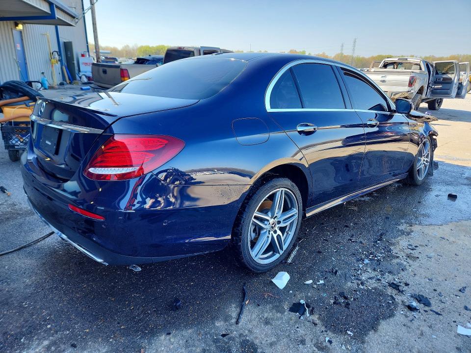47575466 :رقم المزاد ، WDDZF4JBXKA574444 vin ، 2019 Mercedes-benz E مزاد بيع