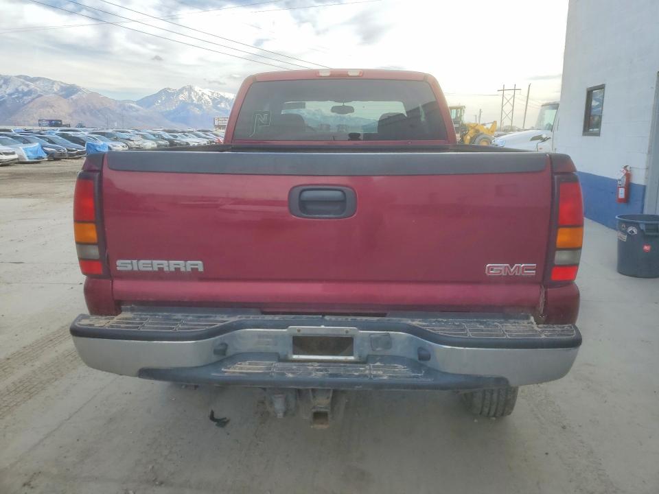 79829215 :رقم المزاد ، 1GTHK29U95E308731 vin ، 2005 Gmc Sierra مزاد بيع