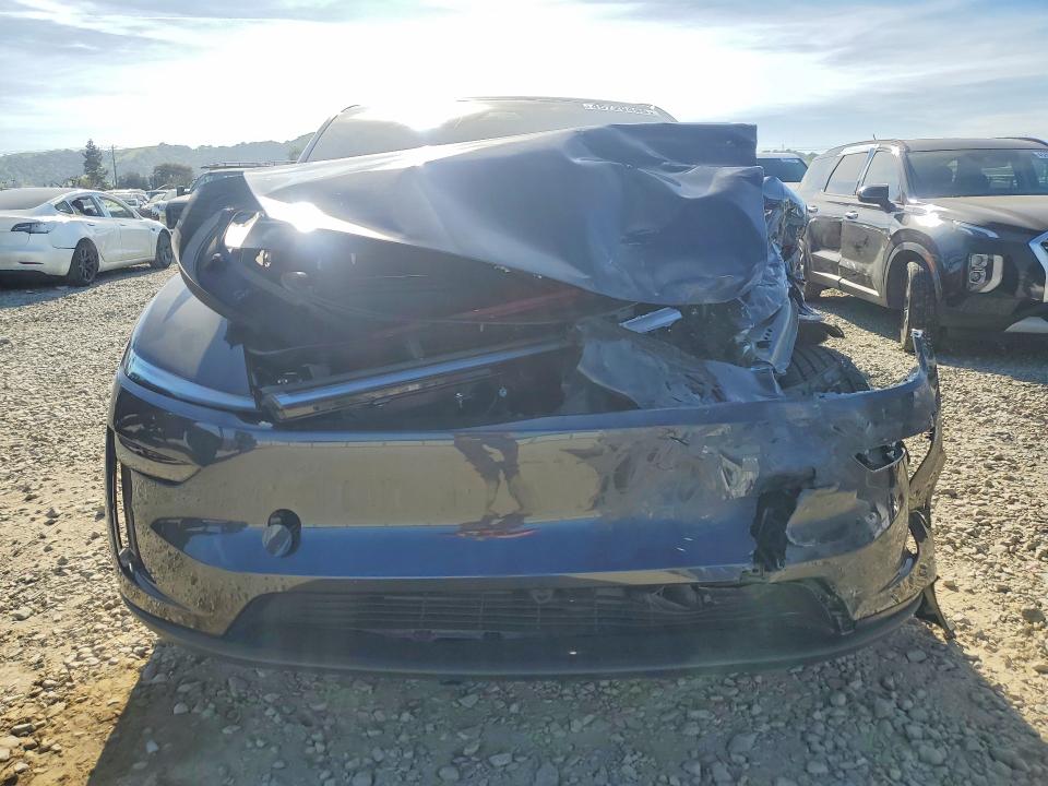 2026 Tesla Model Y მანქანა იყიდება აუქციონზე, vin: 7SAYGDEE6TF341969, აუქციონის ნომერი: 45729496