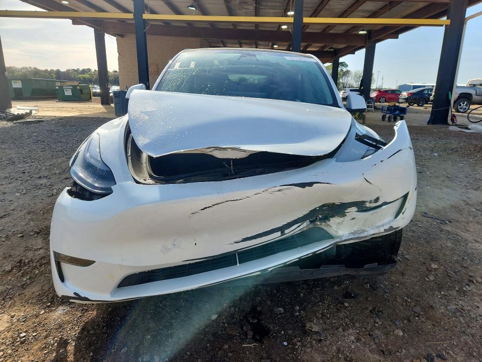 Продажа на аукционе авто 2023 Tesla Model Y, vin: 7SAYGAEEXPF598556, номер лота: 46159366
