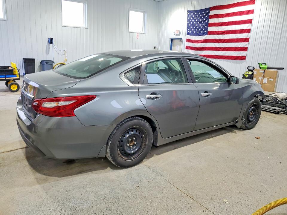 47392776 :رقم المزاد ، 1N4AL3AP1JC284009 vin ، 2018 Nissan Altima مزاد بيع