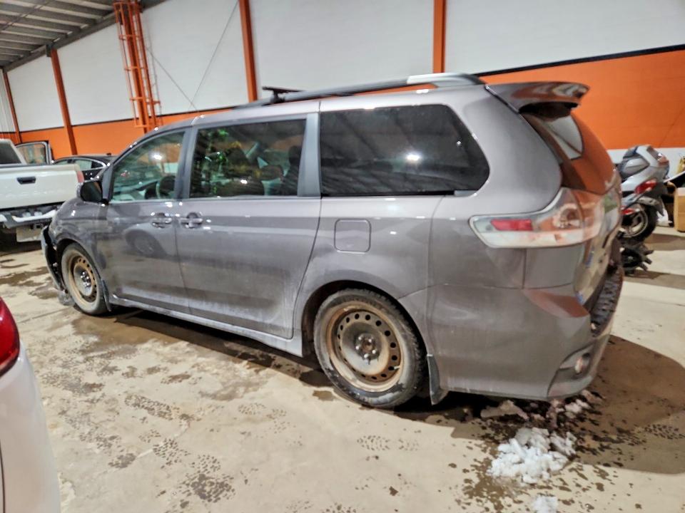Aukcja sprzedaży 2011 Toyota Sienna, vin: 5TDXK3DC4BS147226, numer aukcji: 45537286