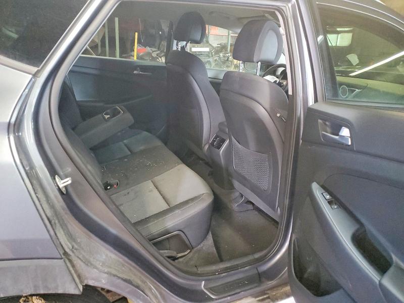 Продаж на аукціоні авто 2017 Hyundai Tucson, vin: KM8J33A48HU302859, номер лоту: 79569885