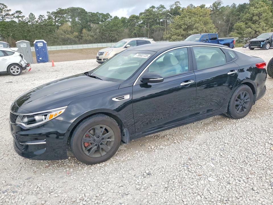 Auction sale of the 2017 Kia Optima, vin: 5XXGT4L3XHG151103, lot number: 79932725
