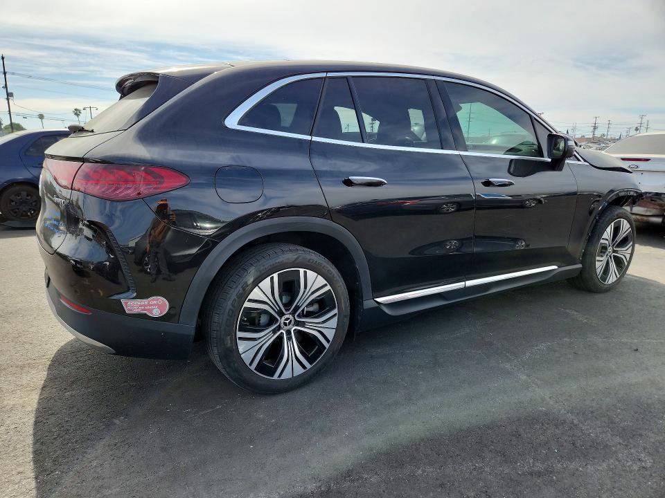 47960356 :رقم المزاد ، 4JGGM1CB7RA052587 vin ، 2024 Mercedes-benz Eqe Suv مزاد بيع
